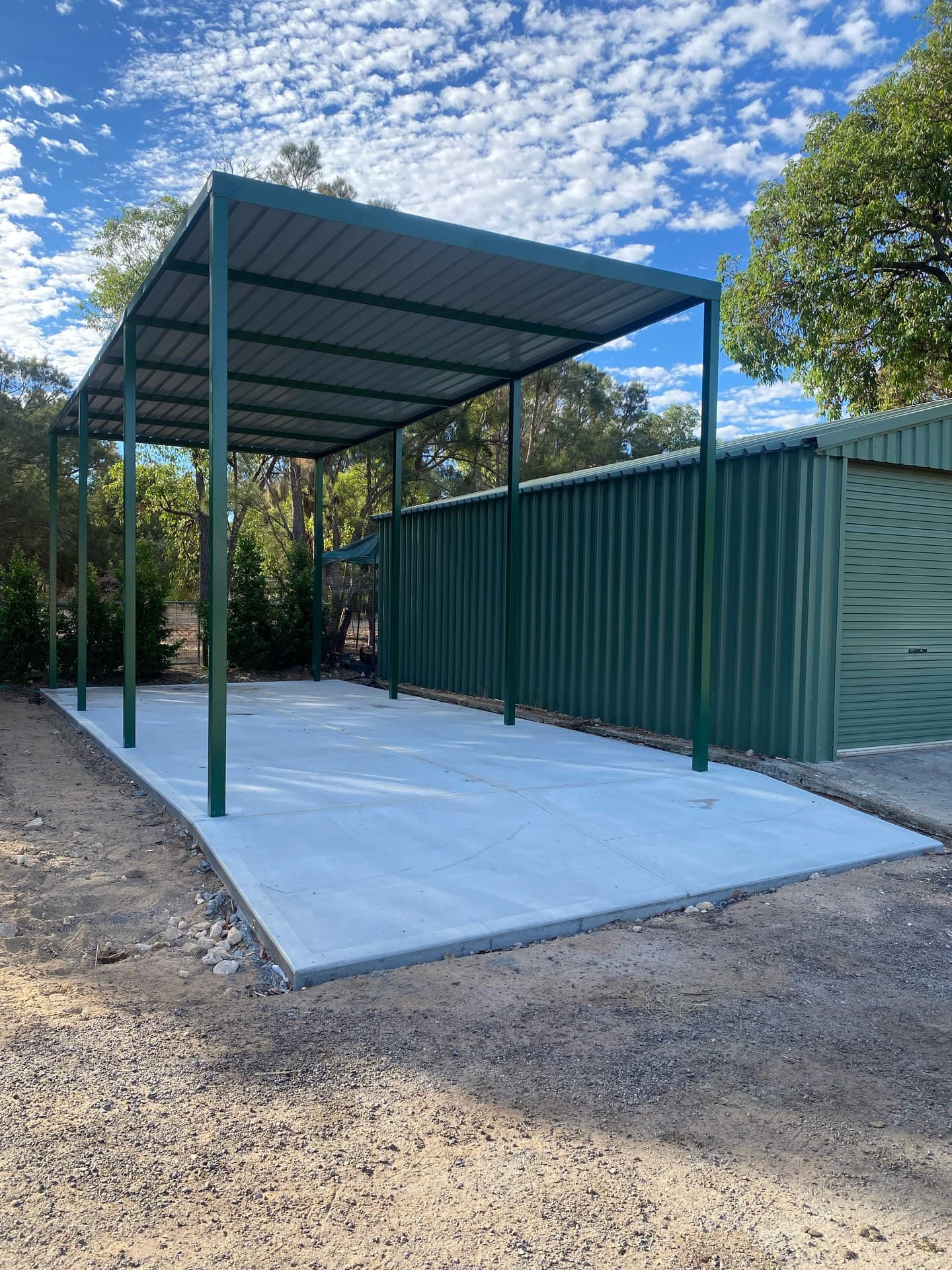 Single bay flat roof carport with freestanding posts in Perth suburb
