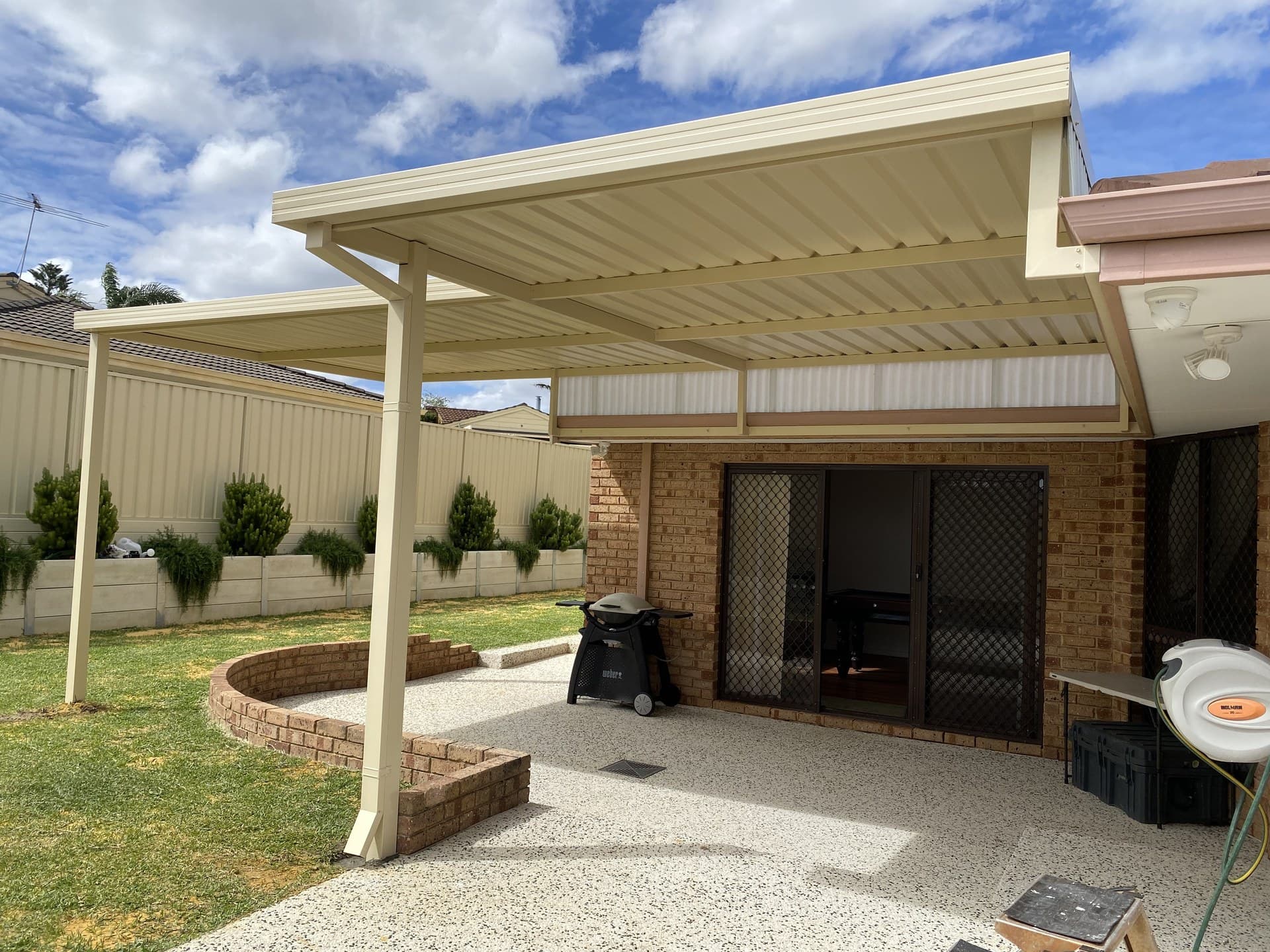 Skillion roof patio over side passage and outdoor area in Perth
